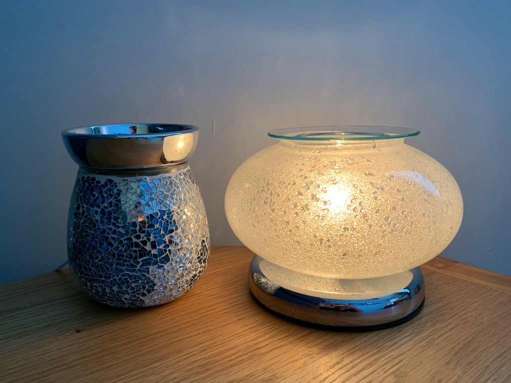 Ellipse Pearl Electric Wax Warmer/Burner with a pack of 10 FREE Scented Melts (3171)
