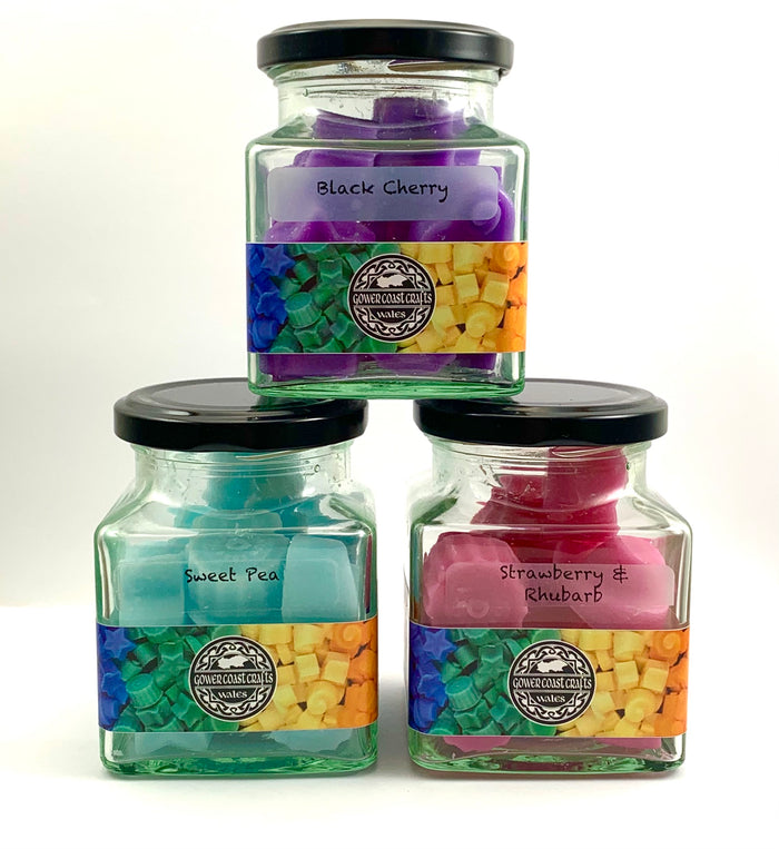 Jar of 15 Handpoured Highly Scented Wax Melts