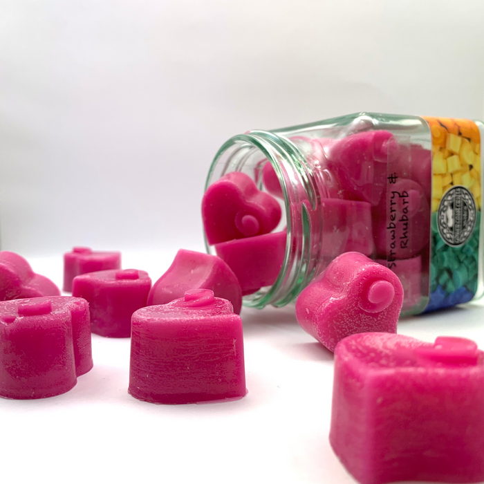 Strawberry & Rhubarb Scented Heart Wax Melts